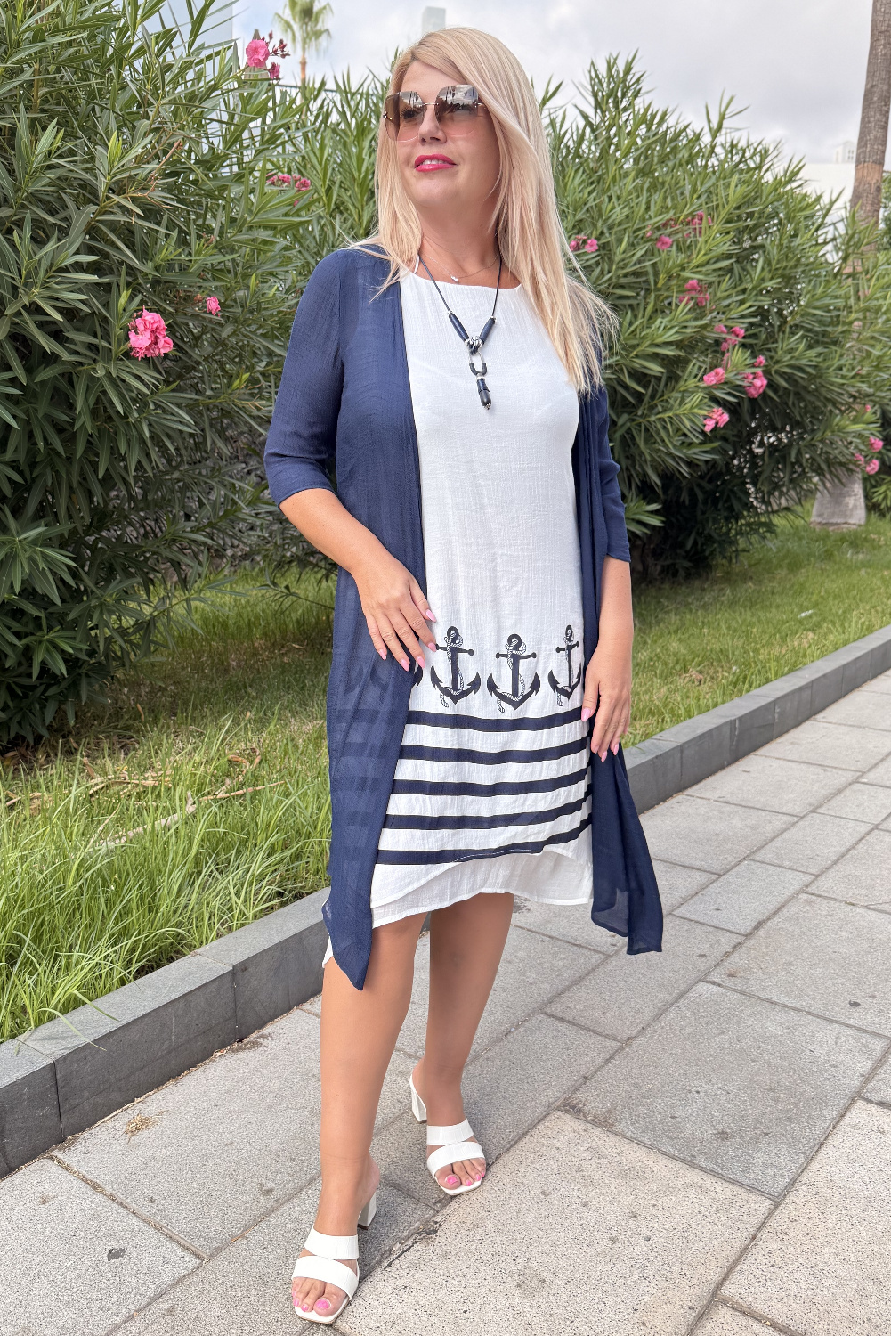 A00420 - Vestido con chaqueta Gregori