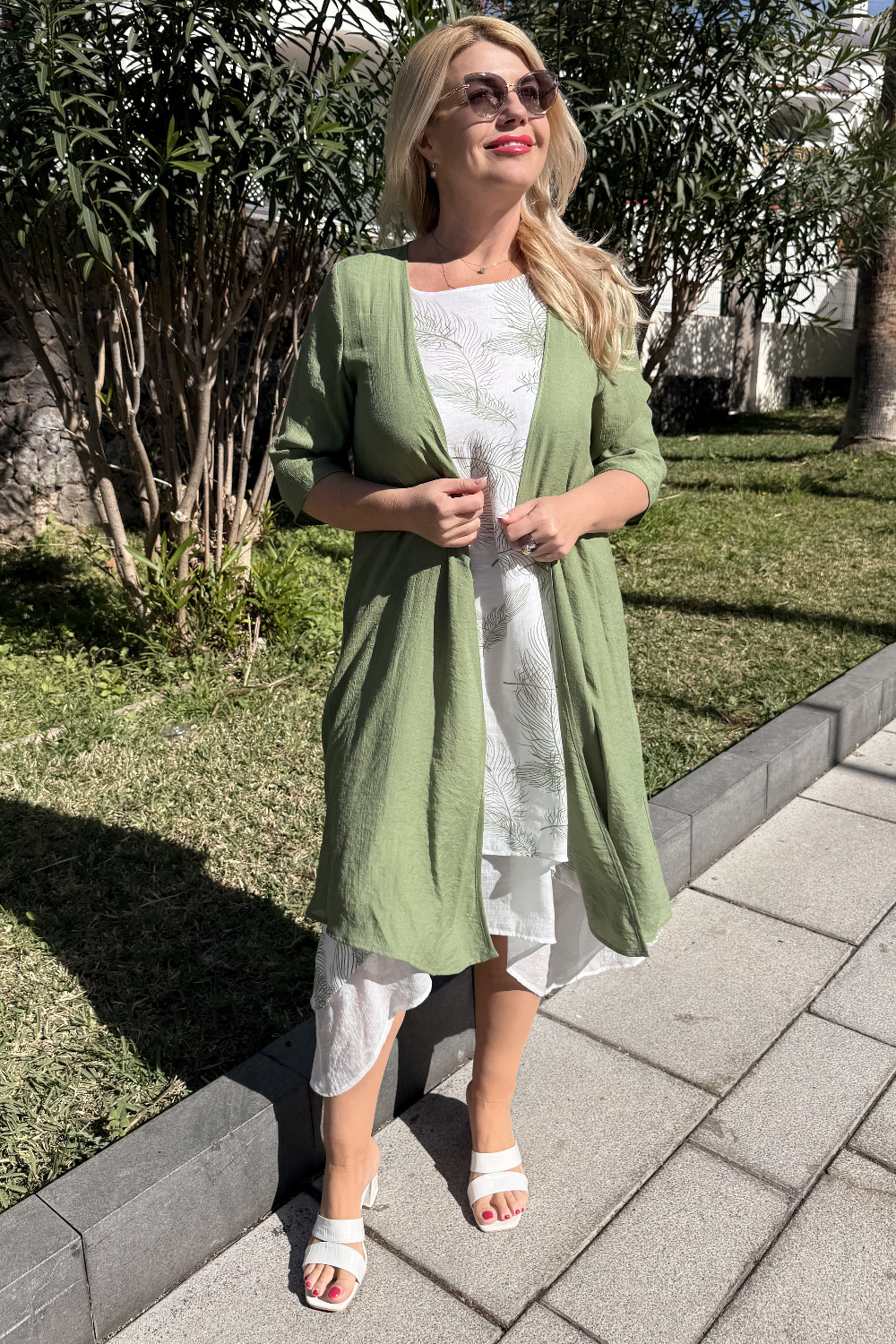 A00461 - Vestido con chaqueta Oliva