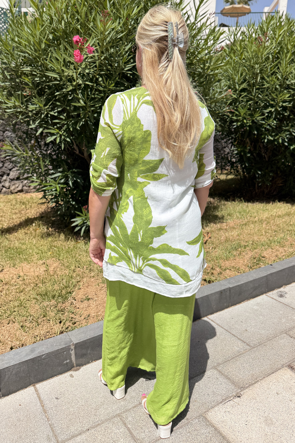 B00979 - Camiseta Pistacho