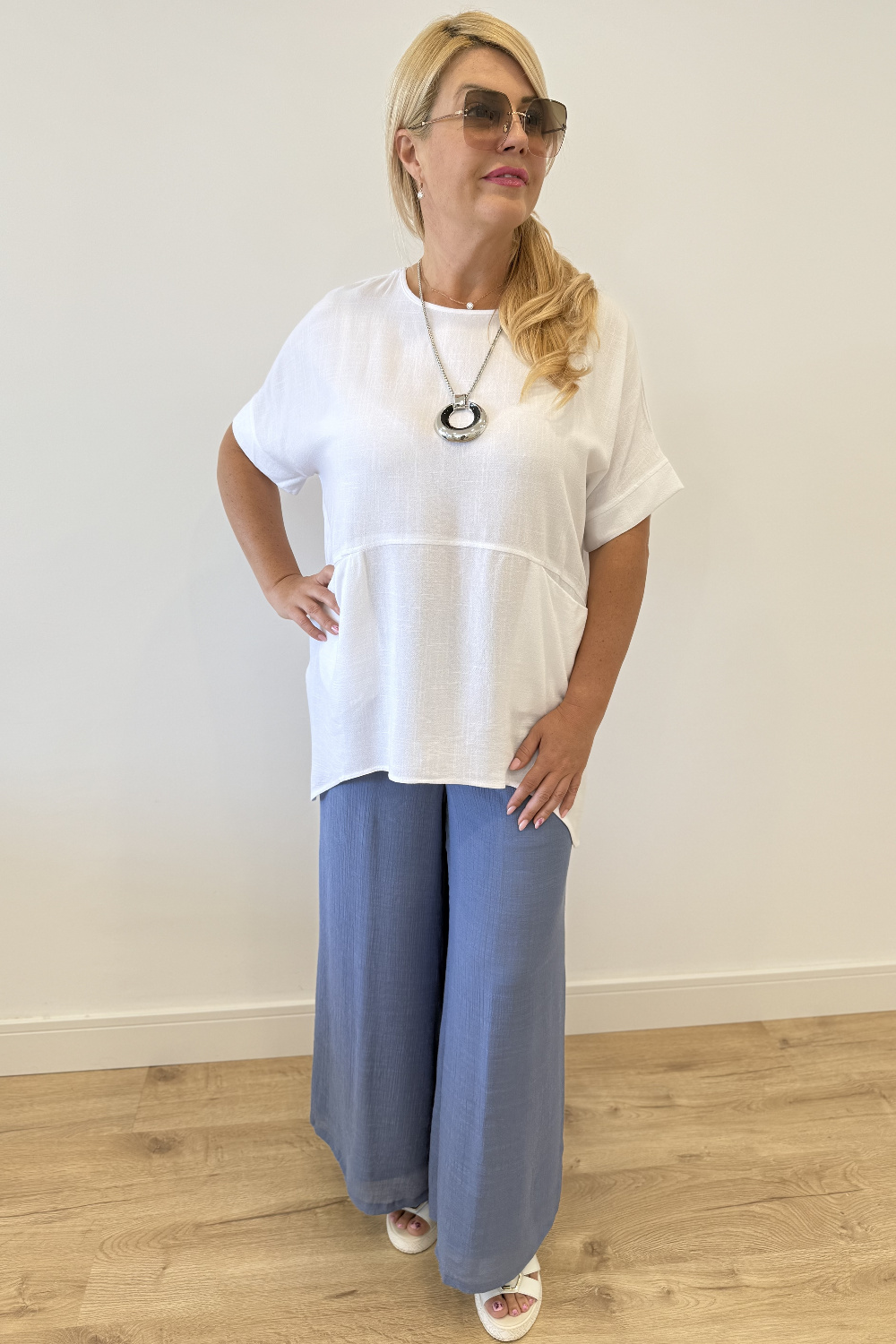 BA0849 - AL 16033 Camiseta Blanca manga corta 
