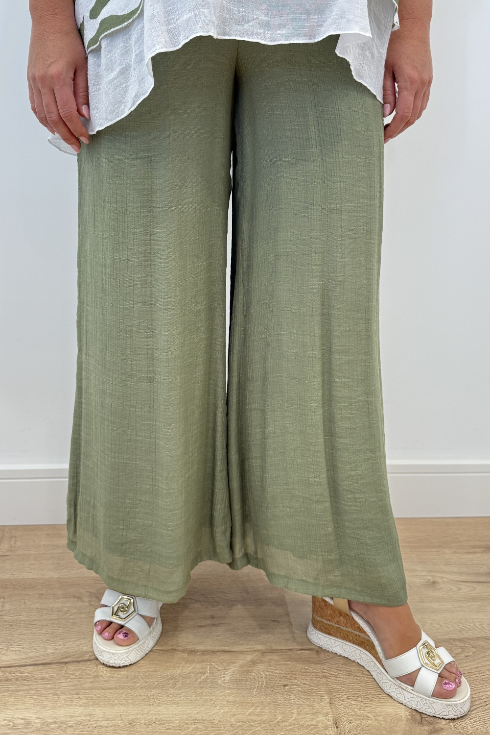 BA0850 - AL 16034 Pantalon ancho color khaki 