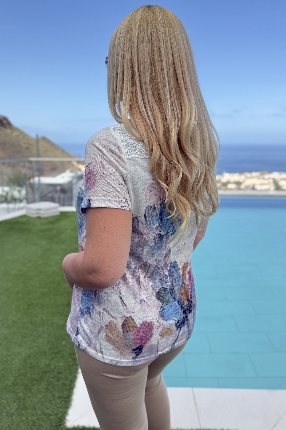 BA0874 - AL 15923 Camiseta floral azul romantica 