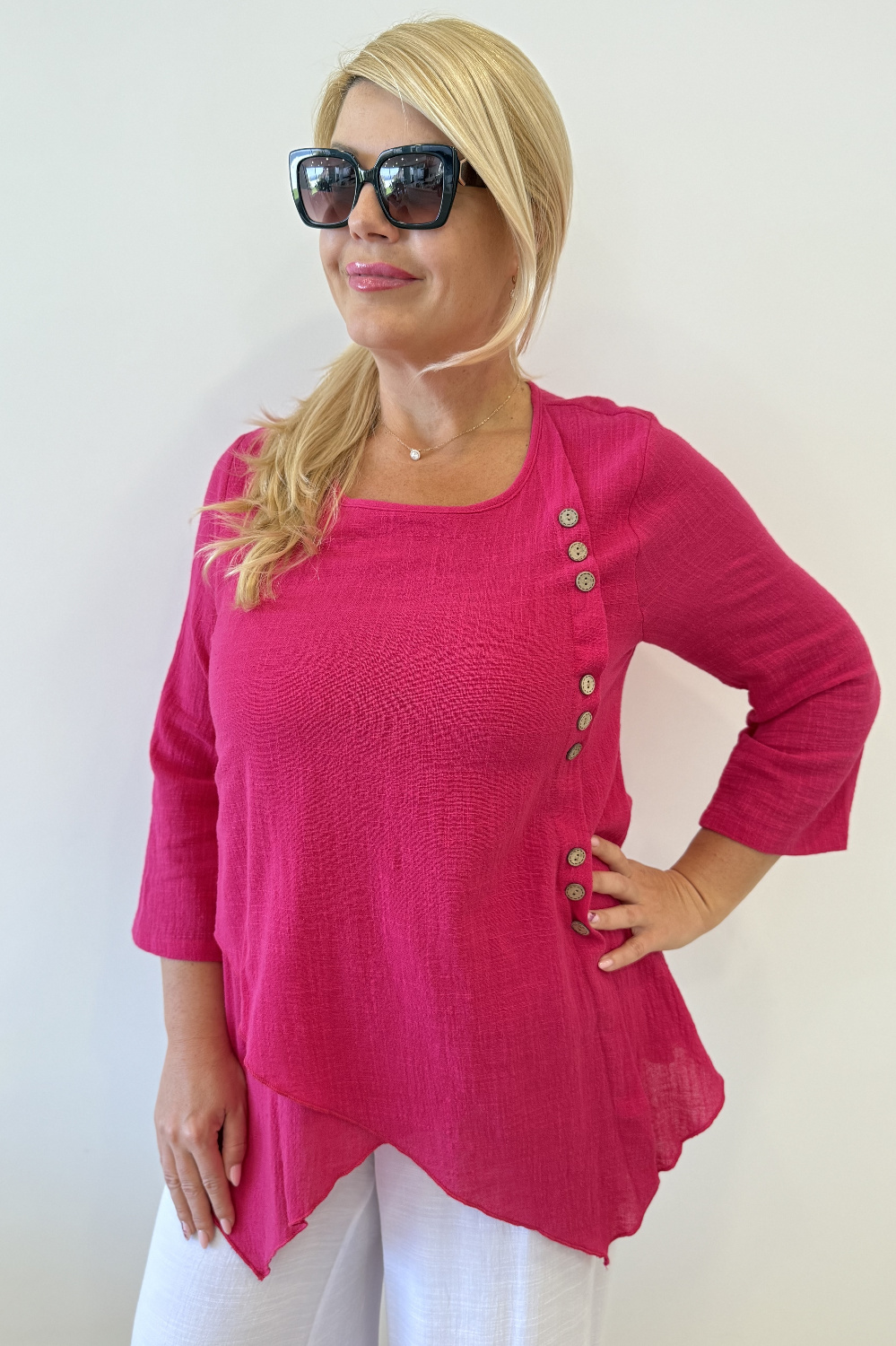 BC0314 - AL 15930 Camiseta fucsia fresco botones 