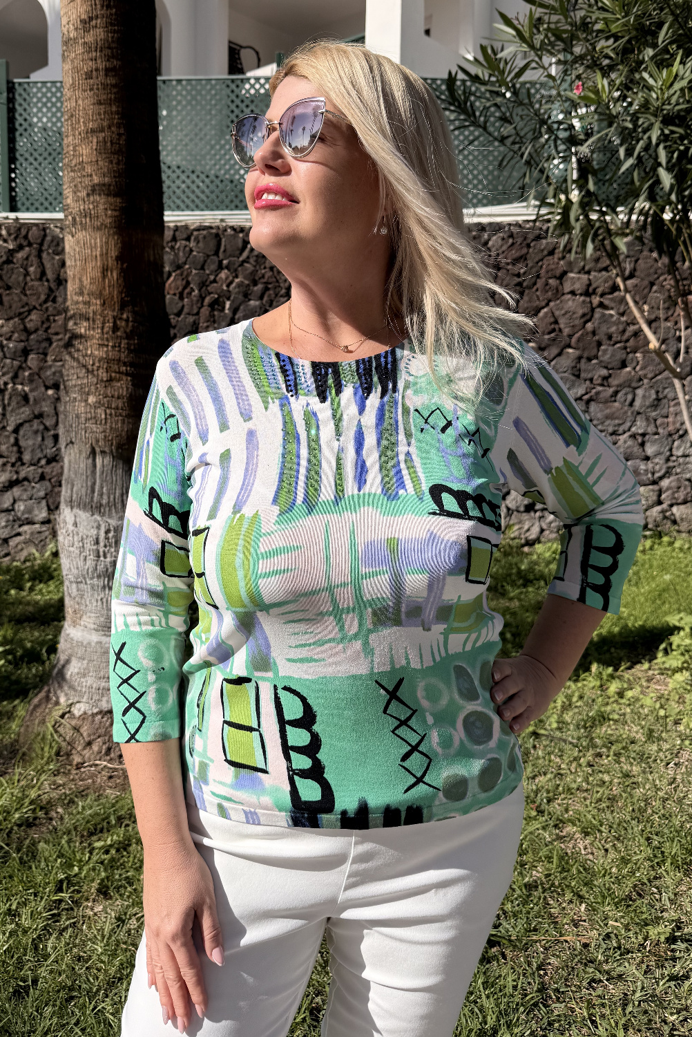 D00191 - Sweater Aqua