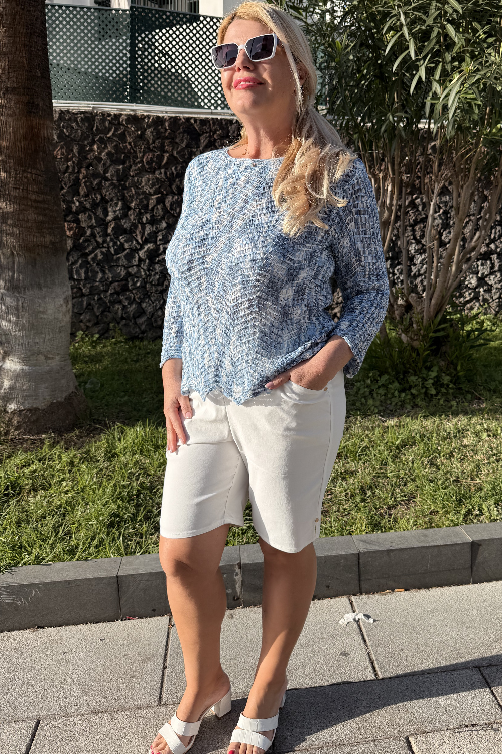 E00148 - Short Silvana