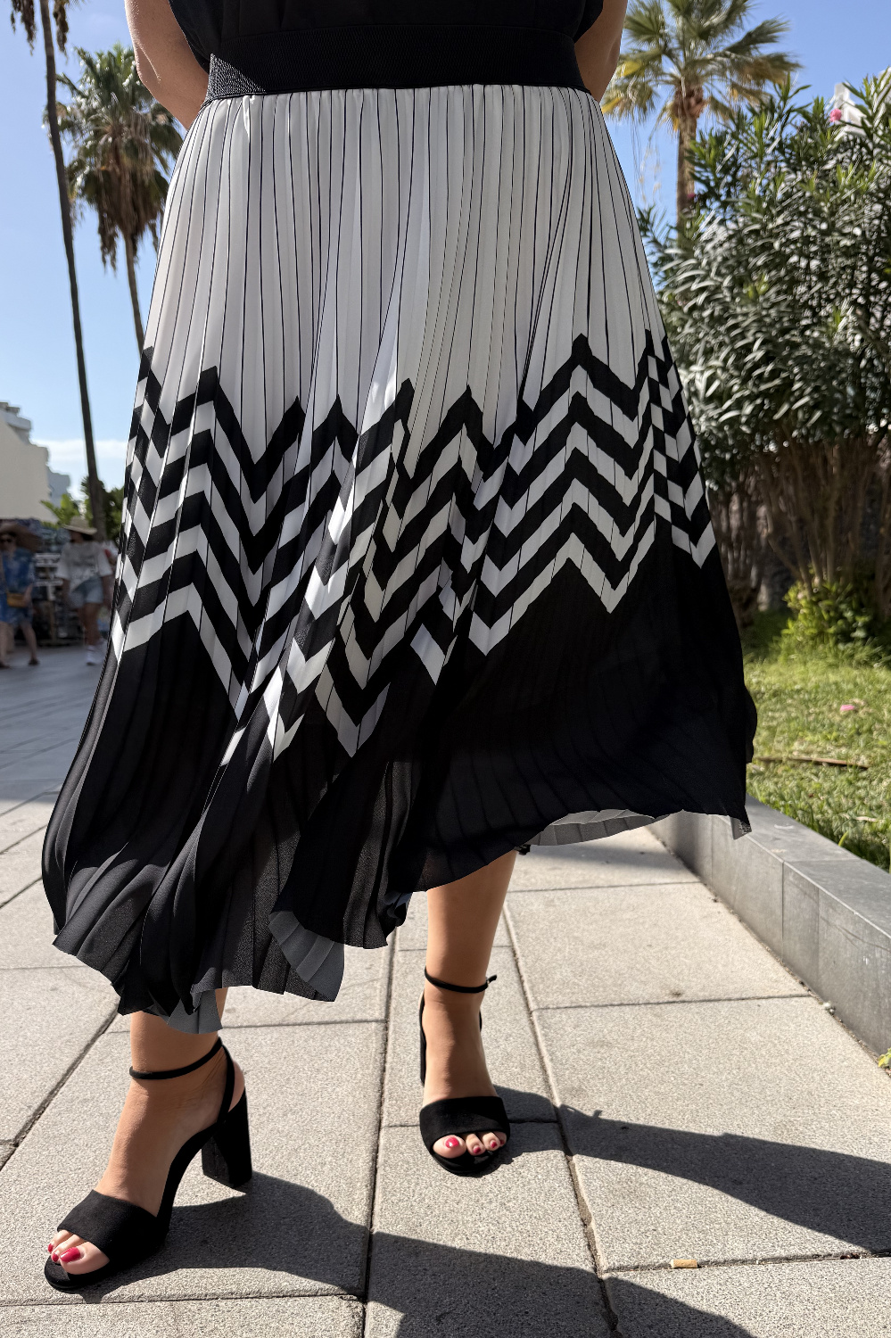 F00016 - Falda Yinyan