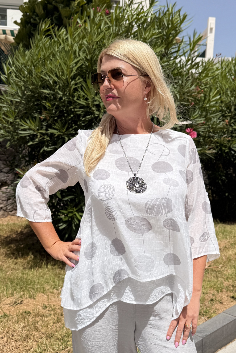 G00050 - Blusa Dove