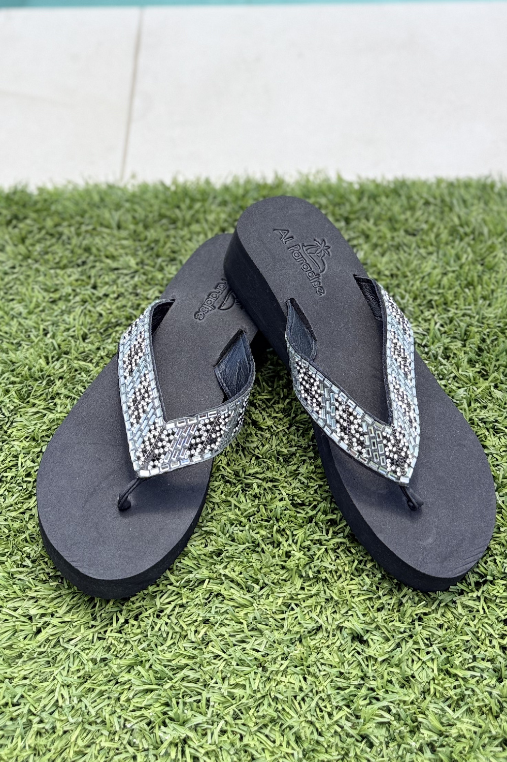 II0009 - AL 15879 Cholas negras brillo tacon