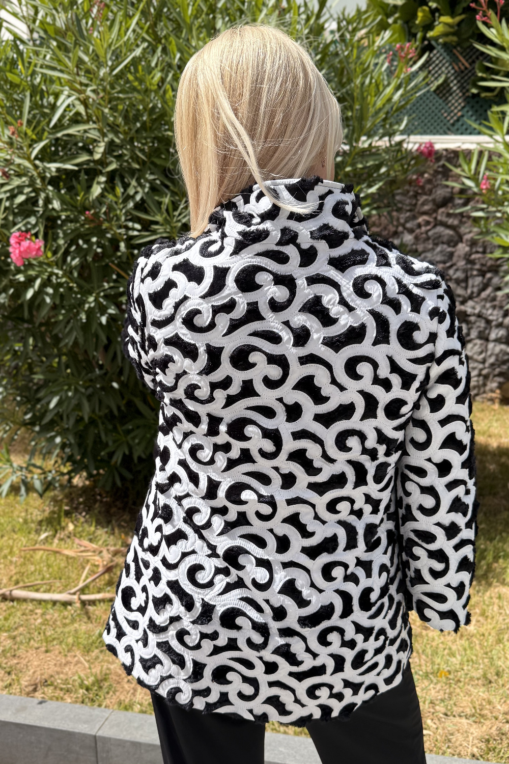 J00142 - Chaqueta Glamour