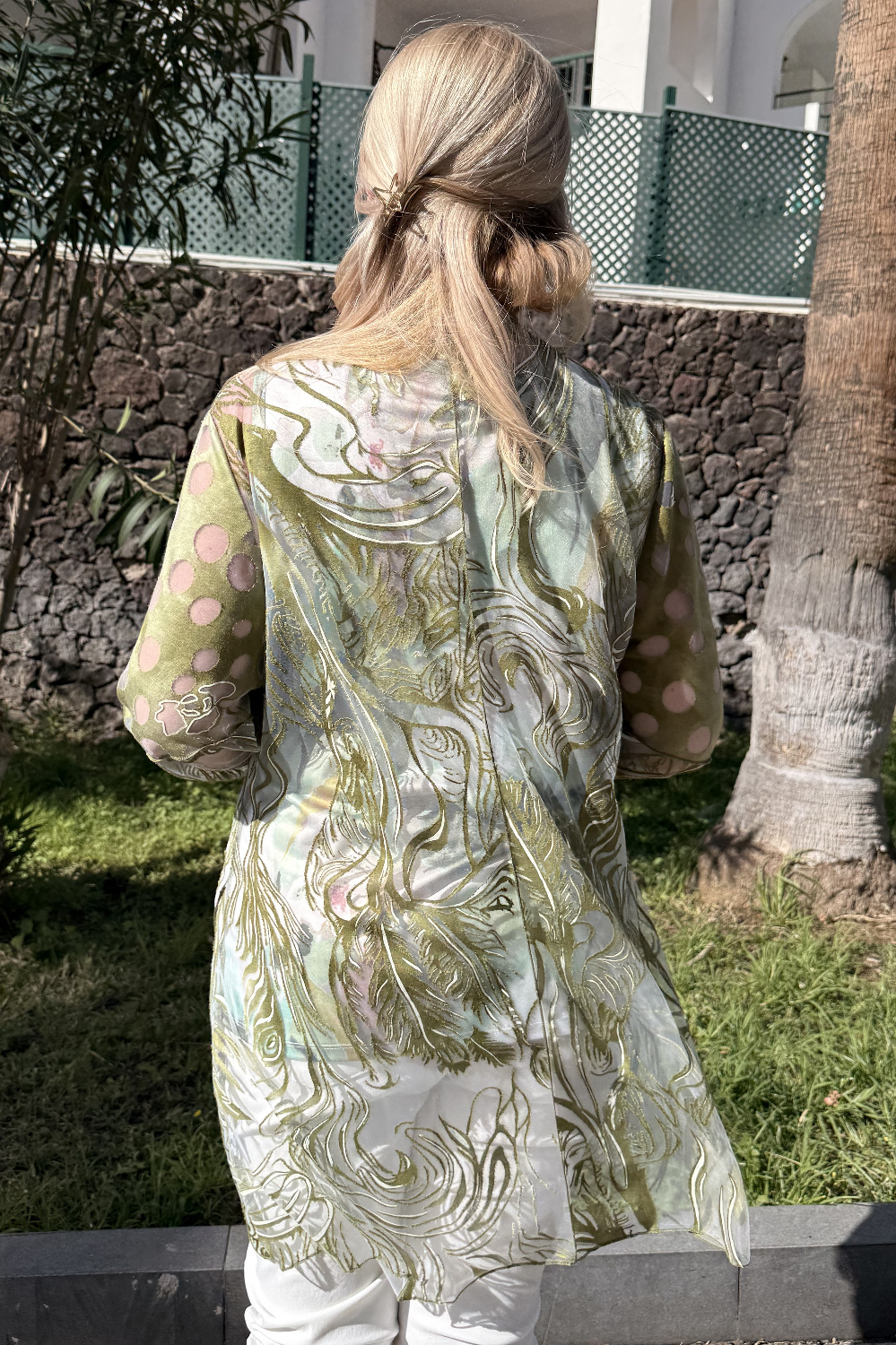 J00154 - Chaqueta Oliva