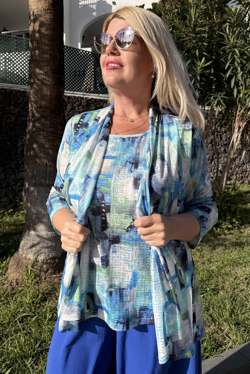 J00166 - Chaqueta Aqua